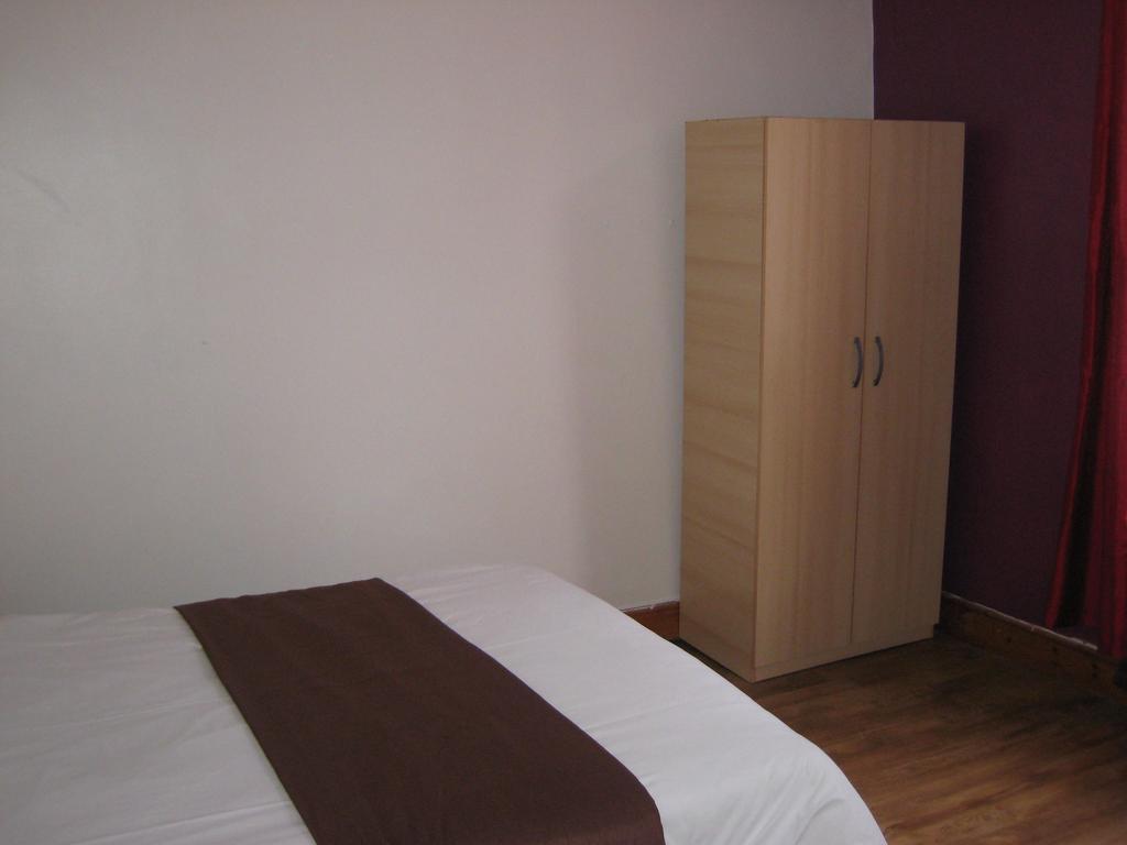 The Dream Resthouse Hotel Londen Buitenkant foto